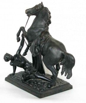 Скульптура старинная
